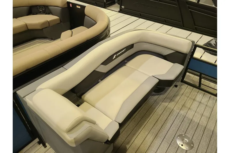 Slide: The Image of Starcraft VX 20FD With A 60HP Suzuki 2026 - 20