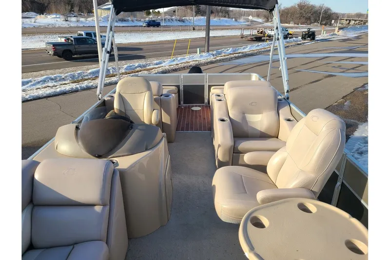 Slide: The Image of Crest 230SLR 2013 - 6