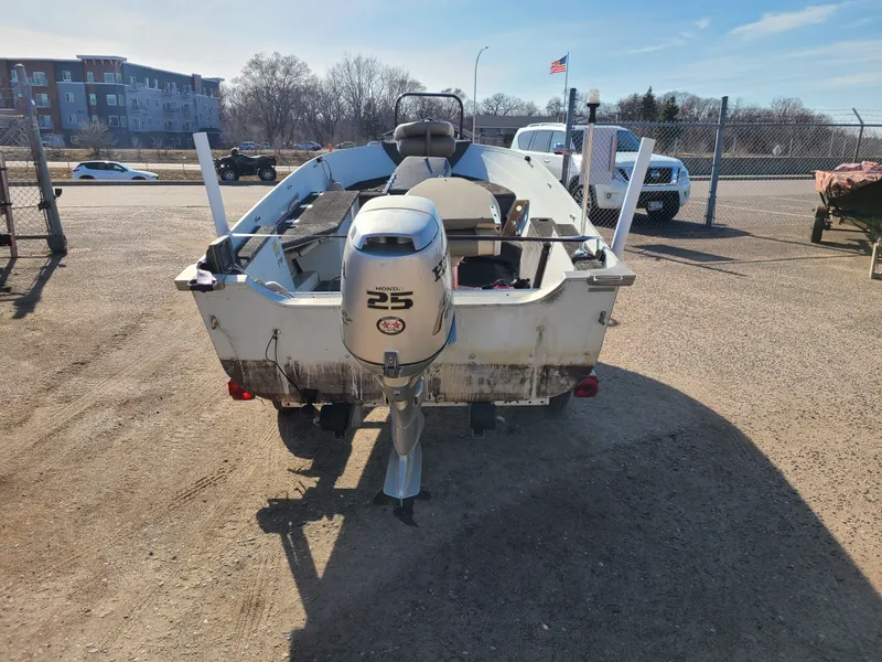 Slide: The Image of Sylvan Sea Monster W/ 25HP Honda 4-Stroke 1989 - 3