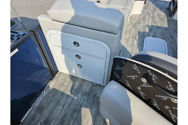 Slide: The Image of Crest Caribbean LX 250SLC CP3 2024 - 15