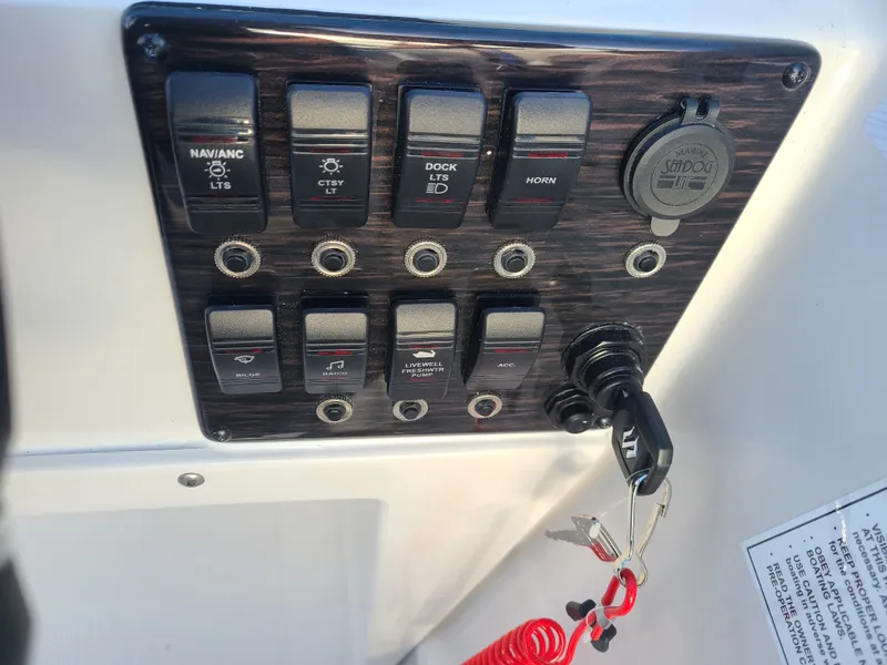 Slide: The Image of Starcraft SVX 171 W/ A Suzuki 115HP Motor & Trailer 2026 - 13