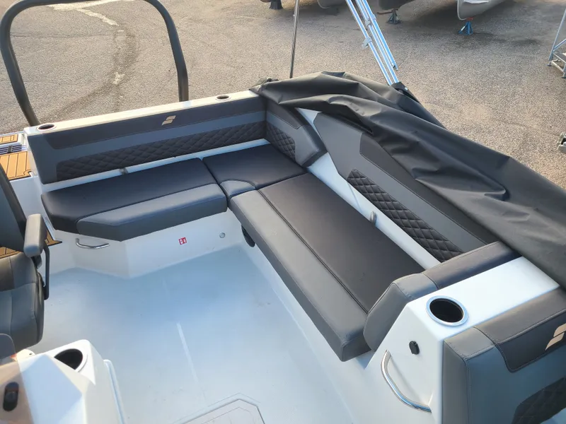 Slide: The Image of Starcraft SVX 171 W/ A Suzuki 115HP Motor & Trailer 2026 - 5