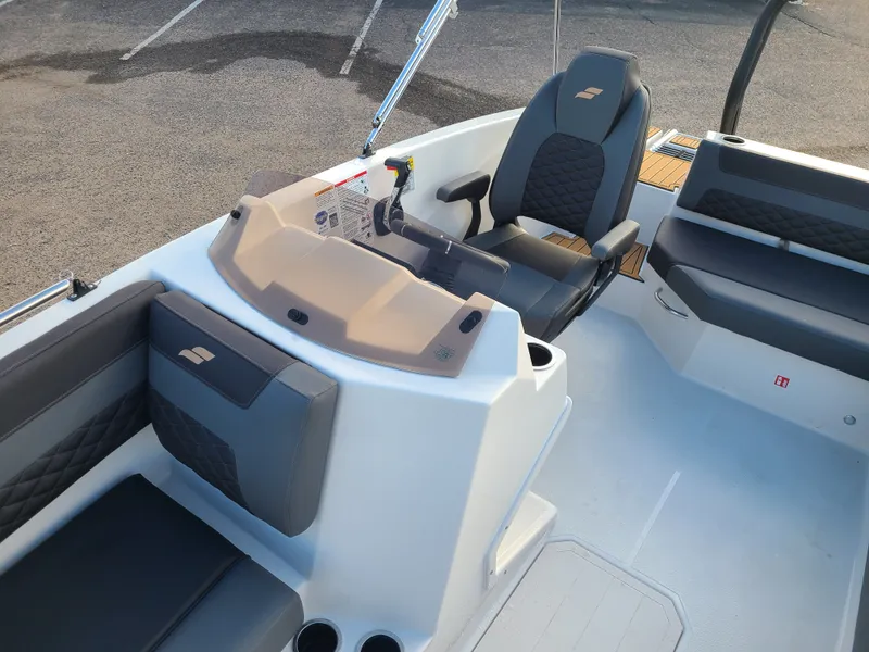 Slide: The Image of Starcraft SVX 171 W/ A Suzuki 115HP Motor & Trailer 2026 - 6