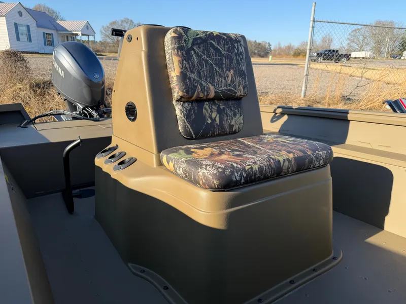 Slide: The Image of G3 Gator Tough 17 CC 2026 - 9