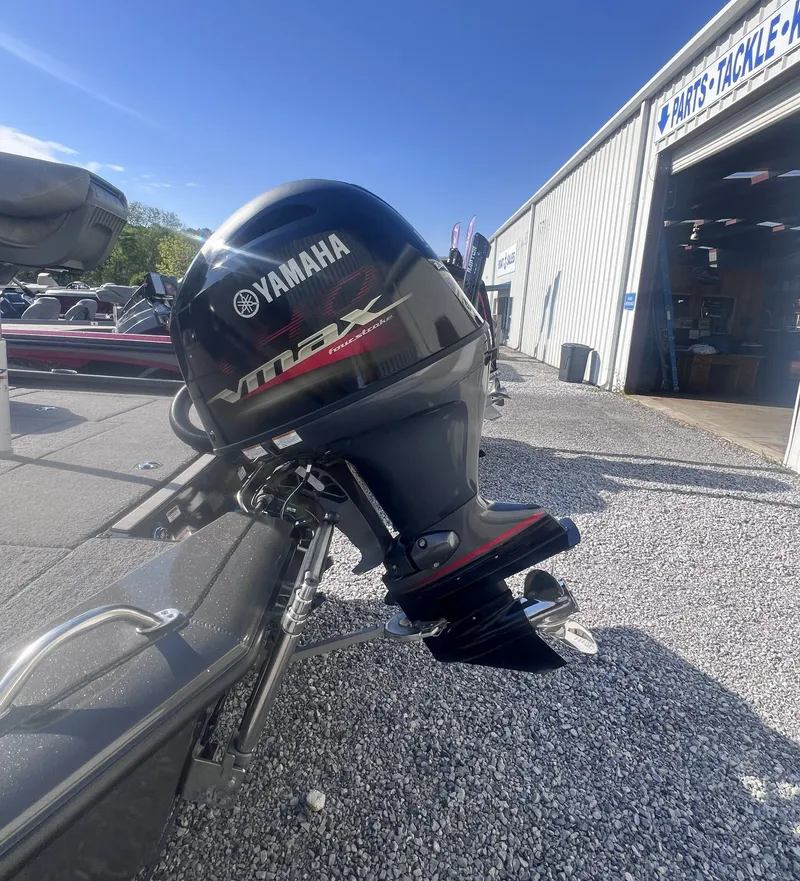 Slide: The Image of Avid 18 XB 2023 - 8