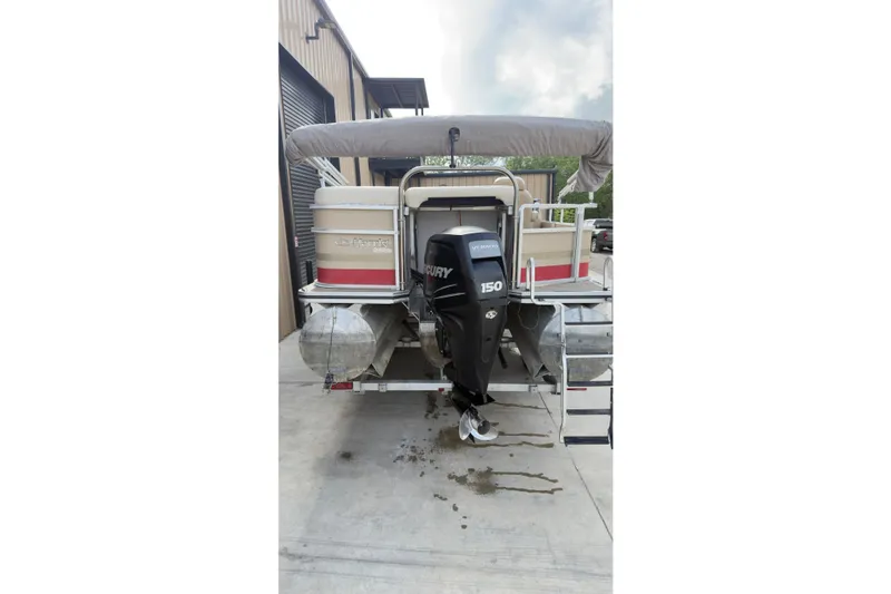Slide: The Image of 2008 Harris Super Sunliner 220 pontoon boat with Mercury 150 outboard motor. - 12