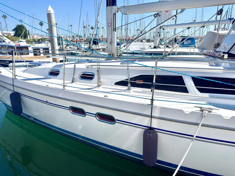 Slide: The Image of Catalina 387 2005 - 10