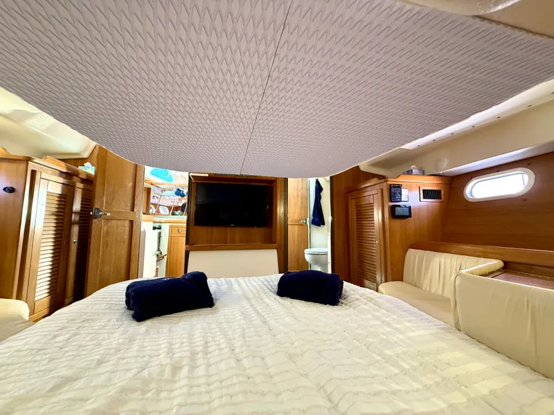 Slide: The Image of Catalina 387 2005 - 115