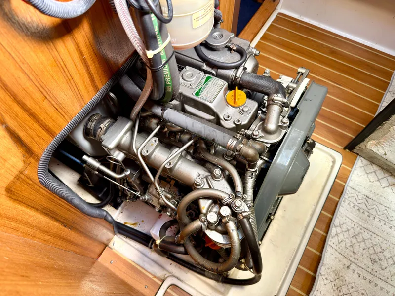 Slide: The Image of Catalina 387 2005 - 117