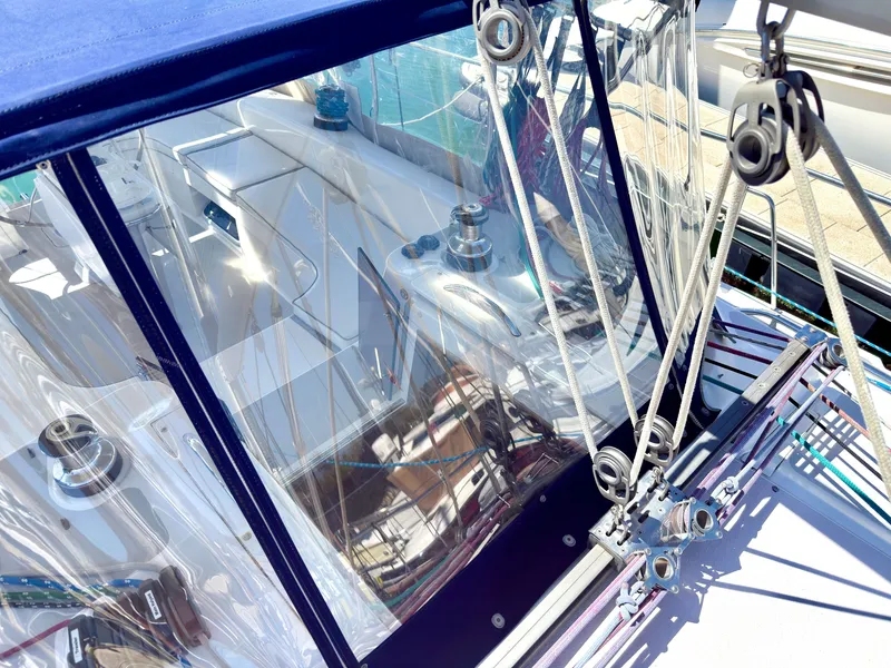 Slide: The Image of Catalina 387 2005 - 15