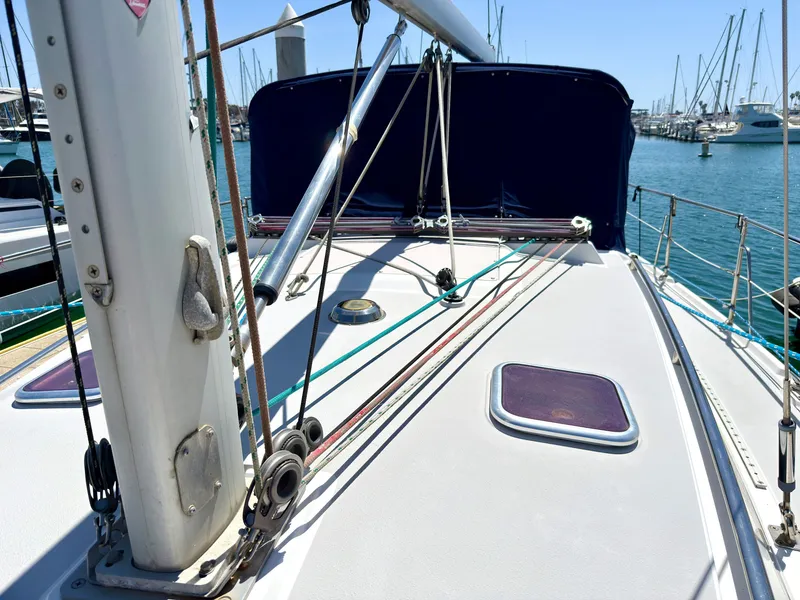 Slide: The Image of Catalina 387 2005 - 21