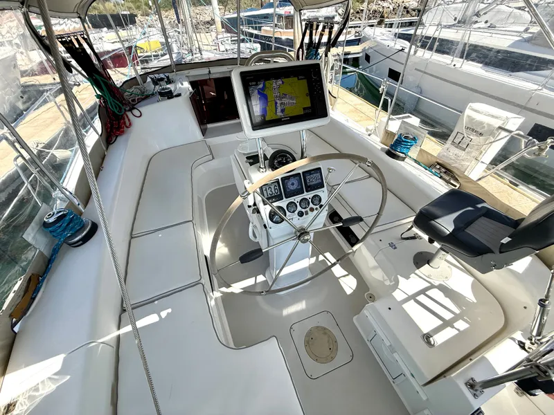 Slide: The Image of Catalina 387 2005 - 32