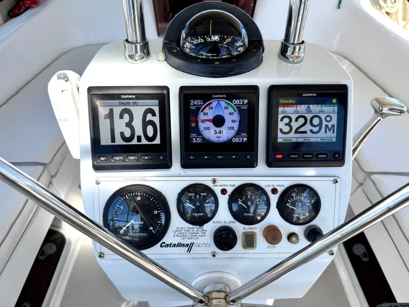 Slide: The Image of Catalina 387 2005 - 34