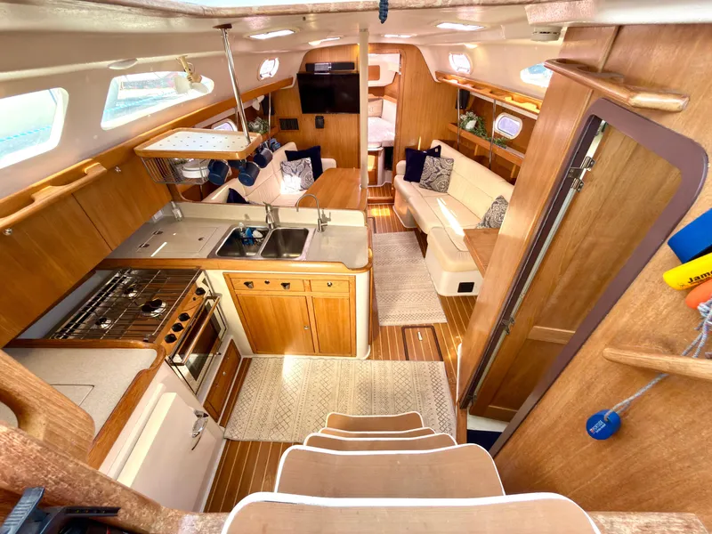 Slide: The Image of Catalina 387 2005 - 56