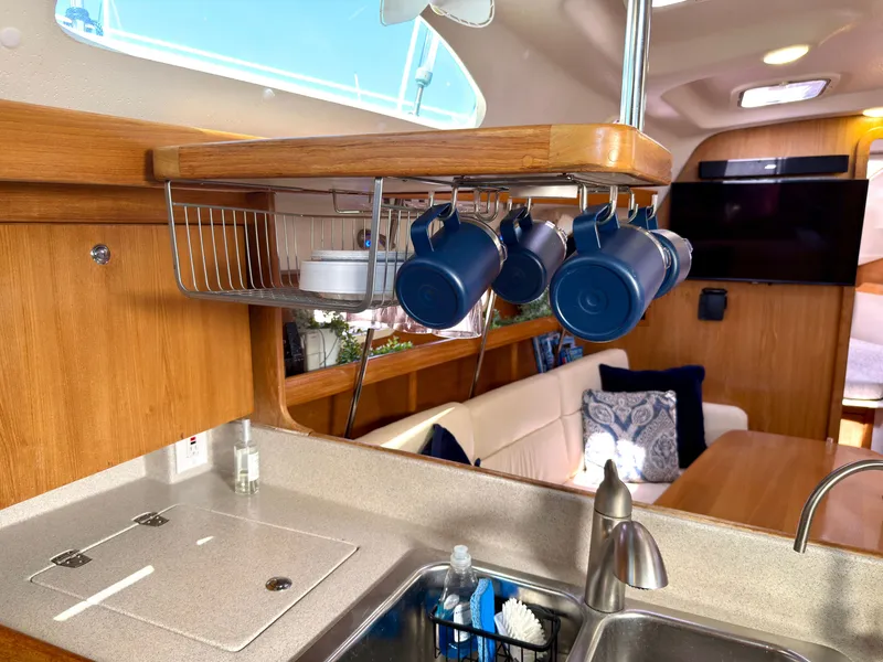 Slide: The Image of Catalina 387 2005 - 64