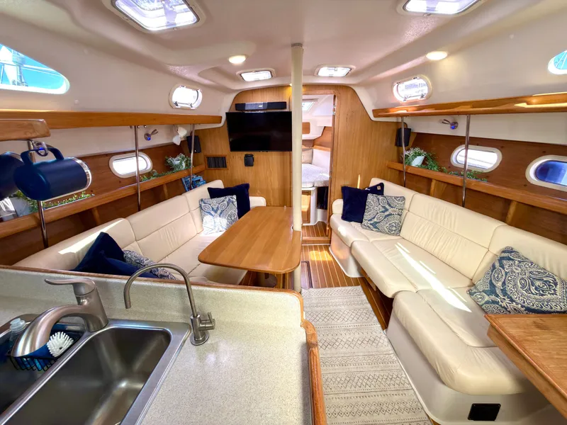 Slide: The Image of Catalina 387 2005 - 71