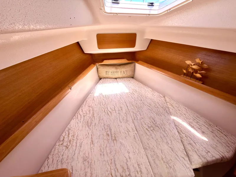 Slide: The Image of Catalina 387 2005 - 87