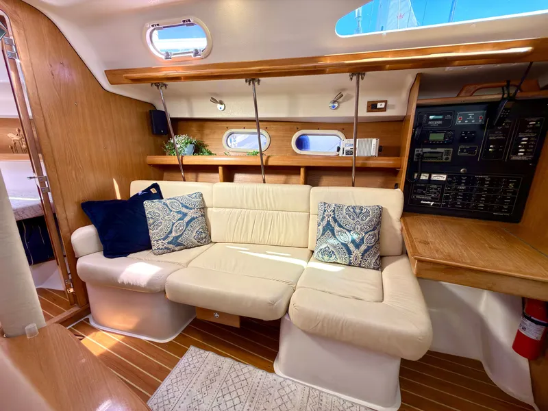 Slide: The Image of Catalina 387 2005 - 94