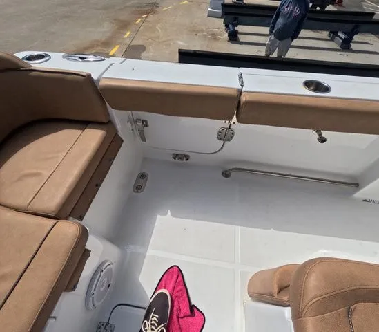 Slide: The Image of Sea Hunt Ultra 275 SE Trailer Included 2021 - 17