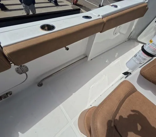 Slide: The Image of Sea Hunt Ultra 275 SE Trailer Included 2021 - 18