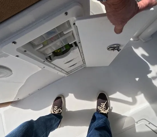 Slide: The Image of Sea Hunt Ultra 275 SE Trailer Included 2021 - 28