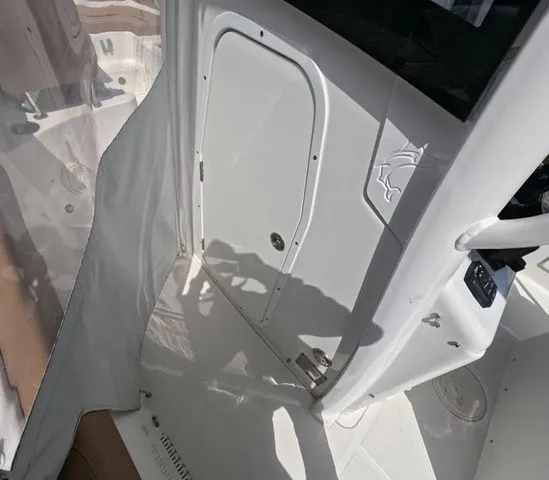 Slide: The Image of Sea Hunt Ultra 275 SE Trailer Included 2021 - 29