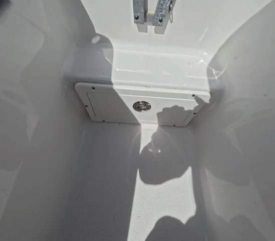 Slide: The Image of Sea Hunt Ultra 275 SE Trailer Included 2021 - 35