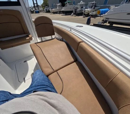 Slide: The Image of Sea Hunt Ultra 275 SE Trailer Included 2021 - 36