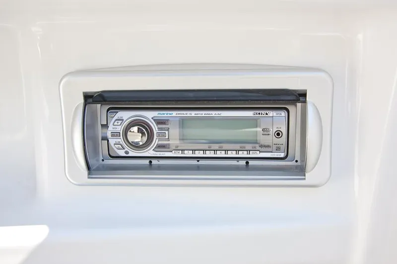 Slide: The Image of Manufacturer Provided Image: 2016 Hurricane SunDeck Sport 188 IO boat stereo system. - 10