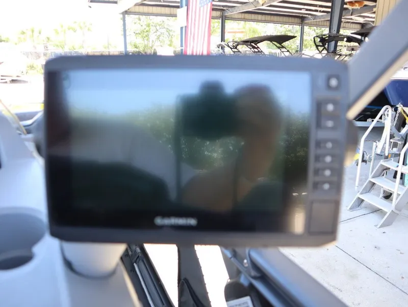 Slide: The Image of Sea-Doo Switch Cruise 18 - 170 HP 2023 - 23