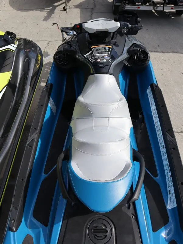 Slide: The Image of Sea-Doo GTX 170 2021 - 8