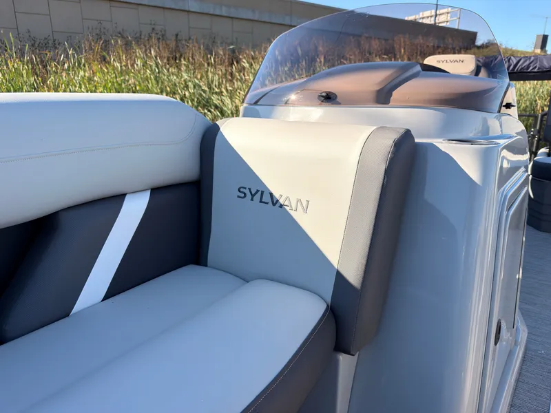 Slide: The Image of Sylvan MIRAGE X3 DLZ BAR 2026: Sleek seating with modern design and Sylvan logo. - 24