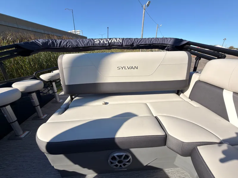 Slide: The Image of Sylvan MIRAGE X3 DLZ BAR 2026 - 57