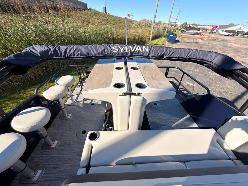 Slide: The Image of Sylvan MIRAGE X3 DLZ BAR 2026 - 61