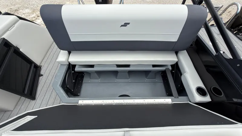 Slide: The Image of The 2027 Starcraft EX 20 Q DH features a spacious bench seat with storage underneath. - 42