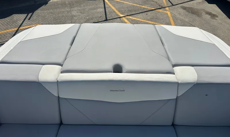 Slide: The Image of MasterCraft NXT24 2022 - 19