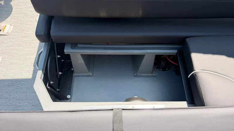 Slide: The Image of Sylvan MIRAGE X3 DLZ BAR 2026 - 52