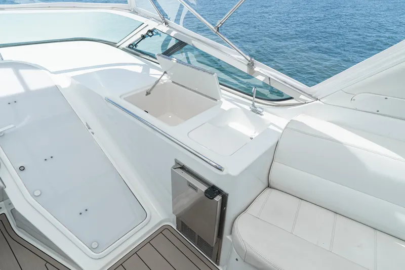 Slide: The Image of Carver Yachts 530 Voyager Pilothouse 1999 - 60