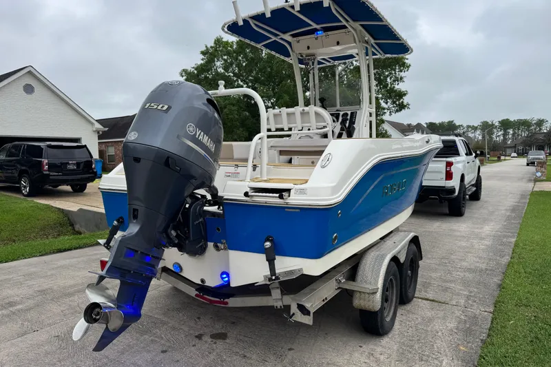Slide: The Image of 2017 Robalo R200 Center Console boat with Yamaha 150 engine on trailer. - 15