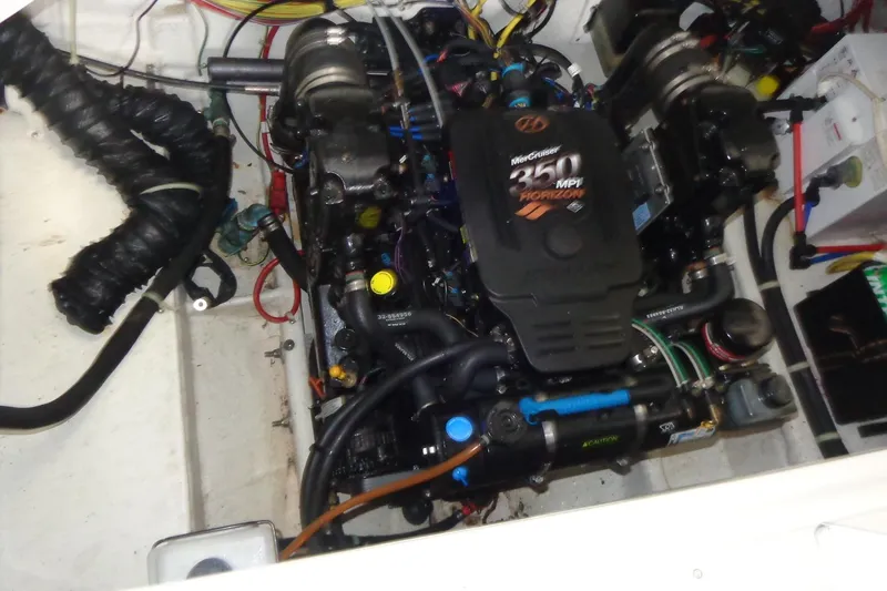 Slide: The Image of Engine compartment of a 2007 Bayliner 285 boat with MerCruiser 350 MPI Horizon engine. - 46