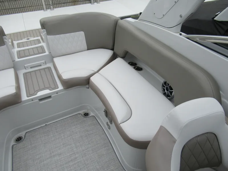 Slide: The Image of Crownline Boats 270 SS 2023 - 17