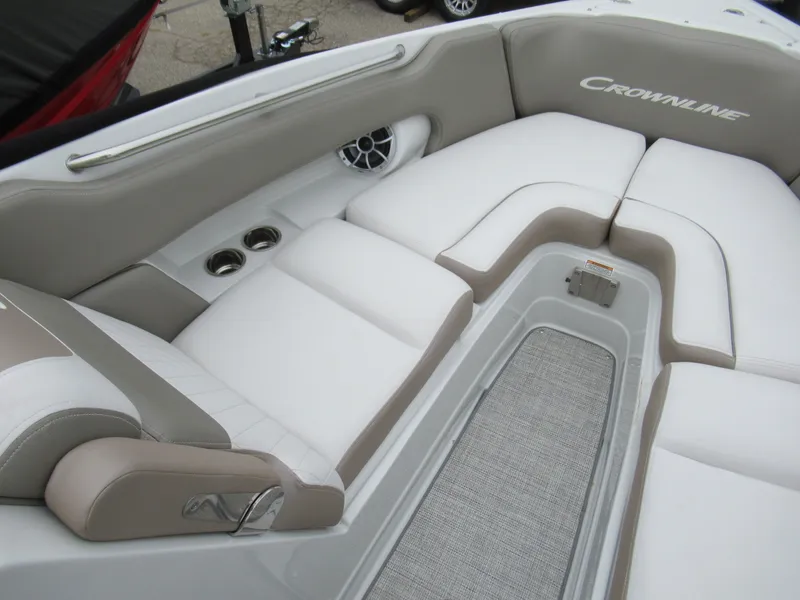 Slide: The Image of Crownline Boats 270 SS 2023 - 22