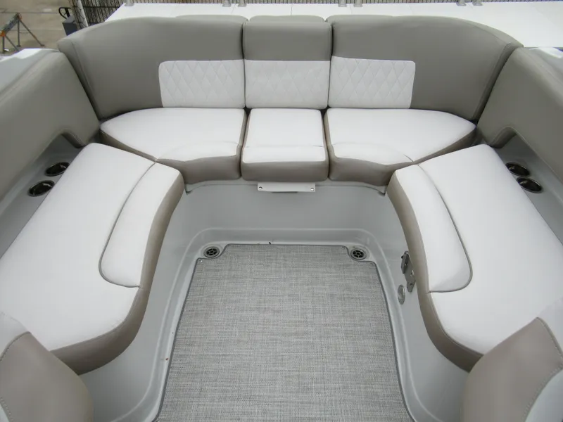 Slide: The Image of Crownline Boats 270 SS 2023 - 4