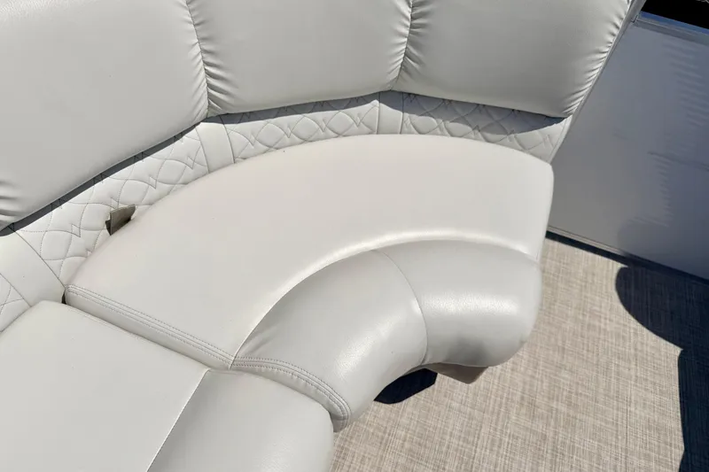 Slide: The Image of Luxurious white seating on 2019 Crestliner 240 Rally DX CW boat. - 50