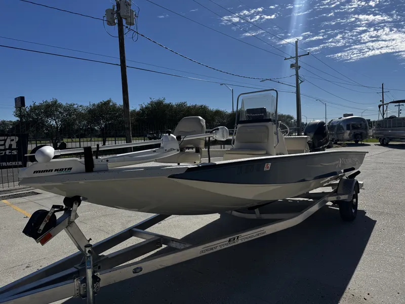 Slide: The Image of Xpress Hyper-Lift Bay Series H20B 2017 - 4