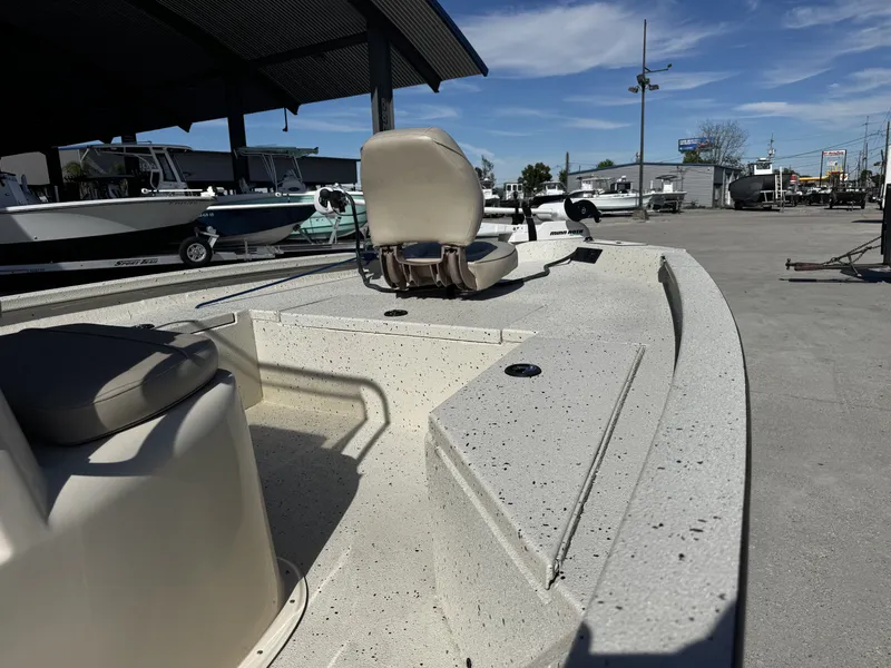 Slide: The Image of Xpress Hyper-Lift Bay Series H20B 2017 - 9