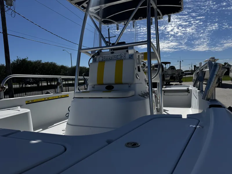 Slide: The Image of Champion 24 Bay Champ 2006 - 19