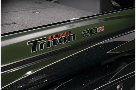 Slide: The Image of Triton 20XP Patriot 2026 - 29