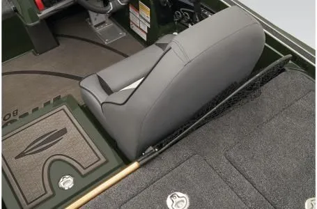 Slide: The Image of Triton 20XP Patriot 2026 - 38