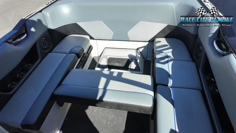 Slide: The Image of Moomba Max 2018 - 20